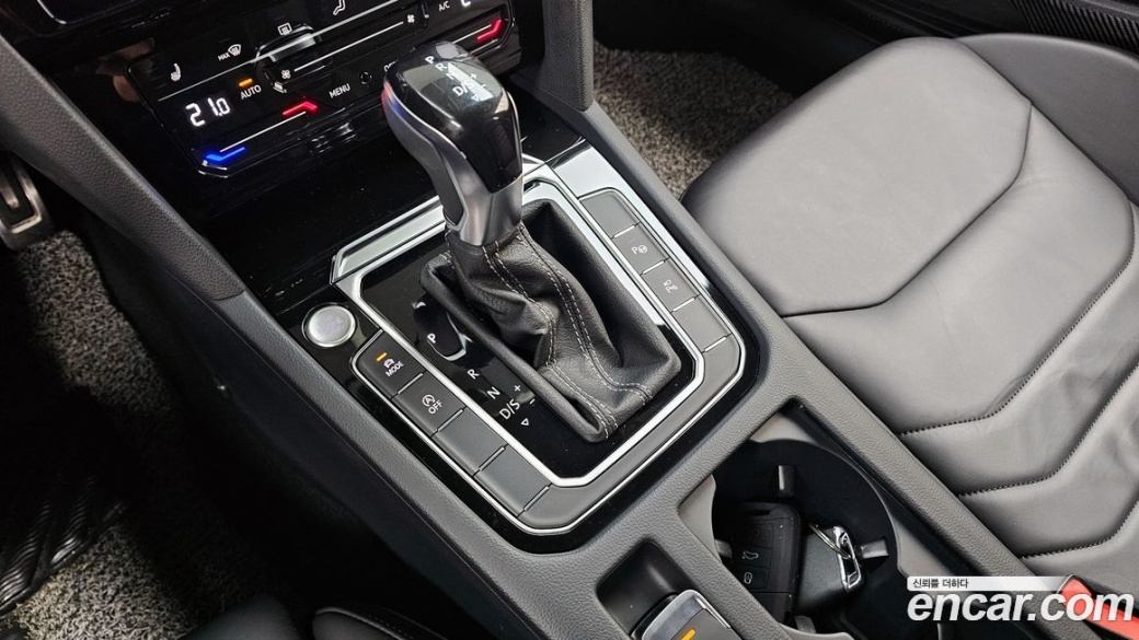 Volkswagen Arteon 2.0 TDI R-LIINE 4Motion, 2022