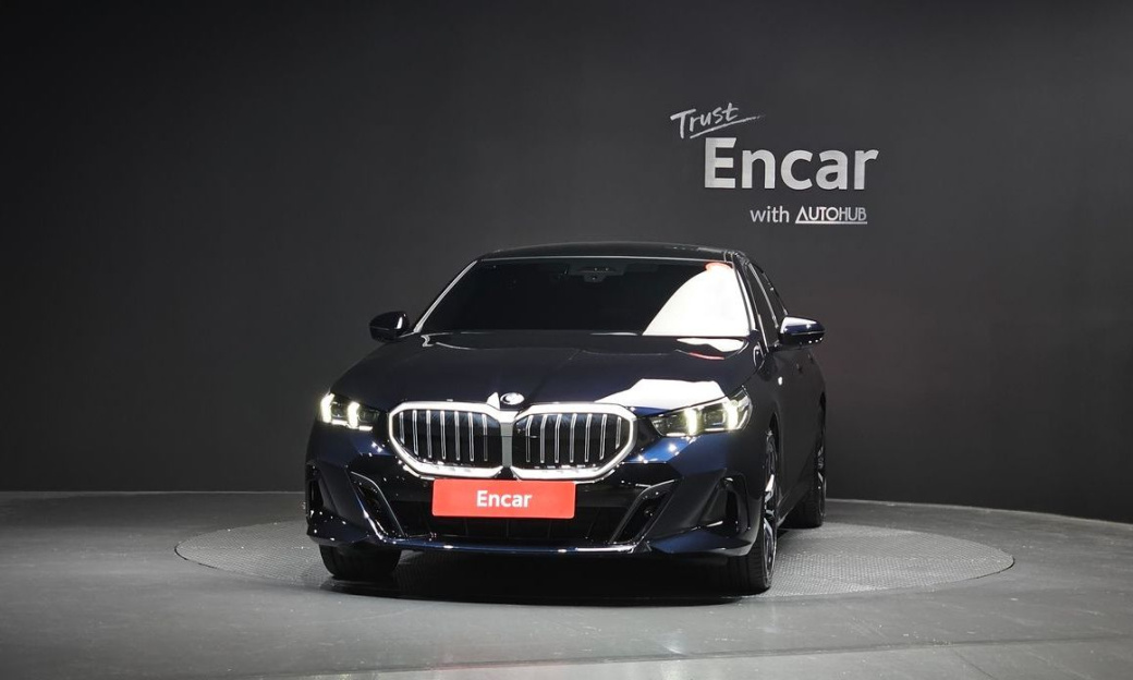 BMW 5-Series 530i xDrive M Sport, 2024