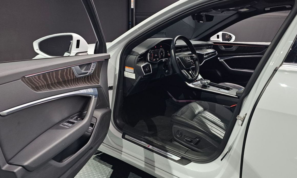 Audi A6 40 TDI Premium, 2021