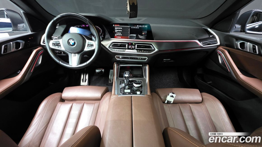 BMW X6 xDrive40i M Sport, 2022