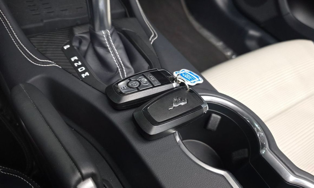 Ford Mustang 2.3 Ecoboost Premium Convertible, 2024