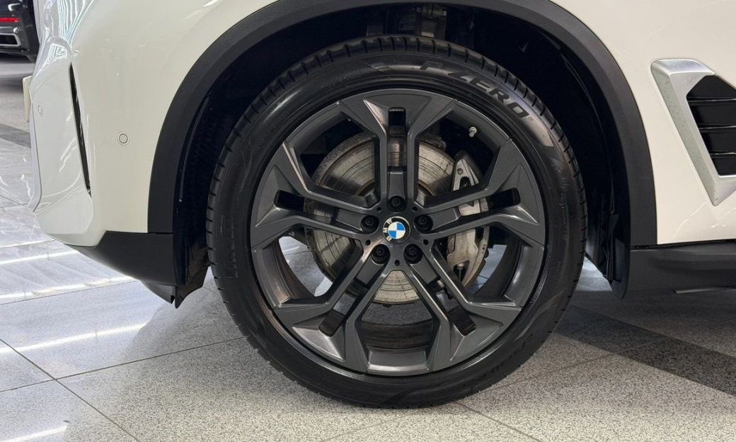 BMW X5 xDrive 40d xLine, 2024