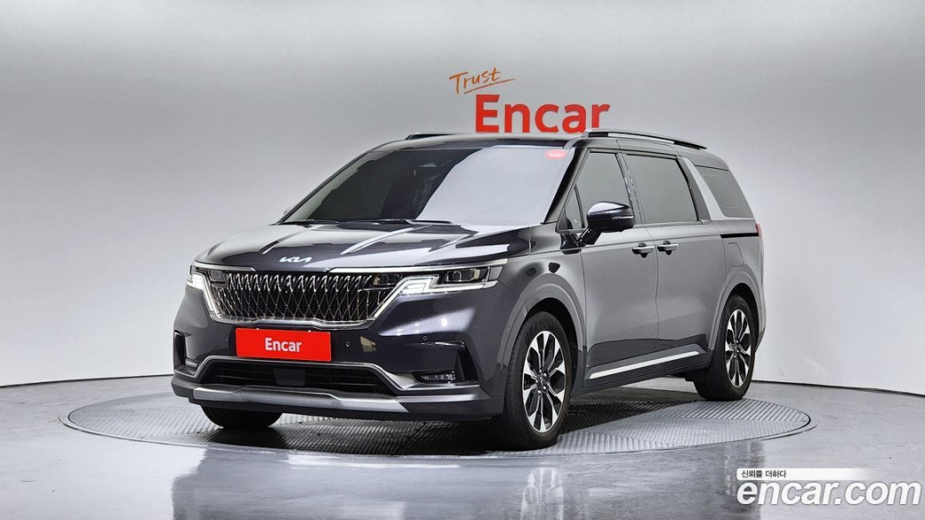 Kia Carnival 9-Seater Signature, 2023