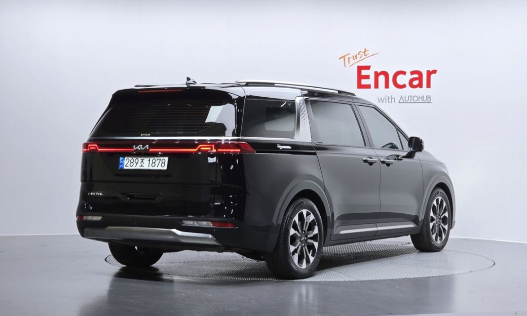 Kia Carnival 9-Seater Signature, 2023