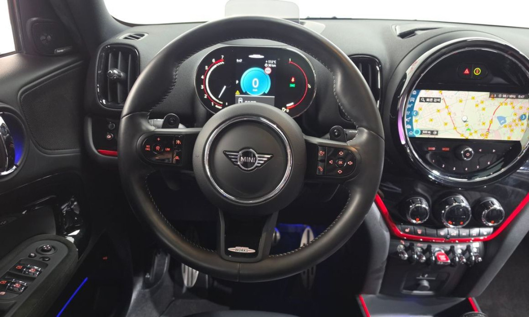 Mini Countryman JCW Launch Pack, 2023