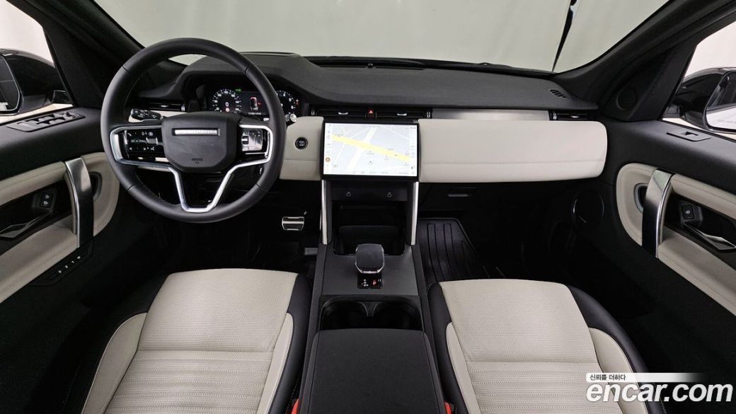 Land Rover Discovery Sport P250 Dynamic SE, 2025