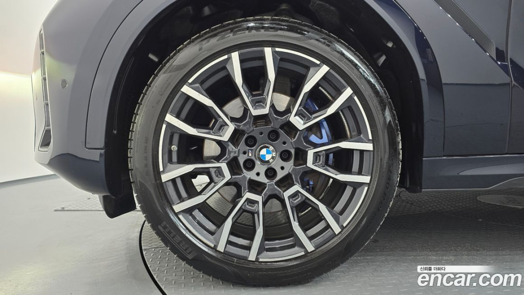 BMW X6 xDrive40i M Sport, 2024