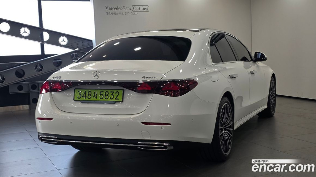 Mercedes-Benz E-Class E450 4MATIC Exclusive, 2025