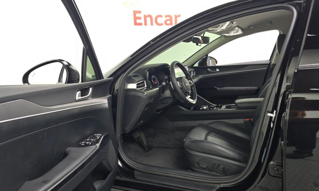 Kia K5 2.0, 2023