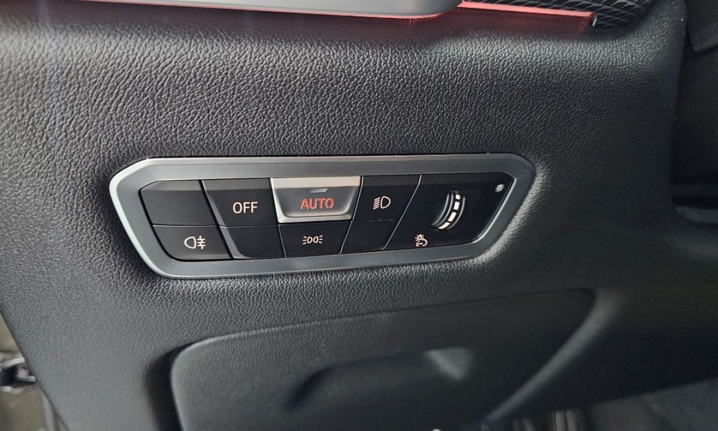 BMW X5 xDrive 40i M Sport, 2023