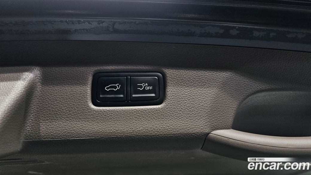 Kia Carnival 7-Seater Hi-Limousine, 2022