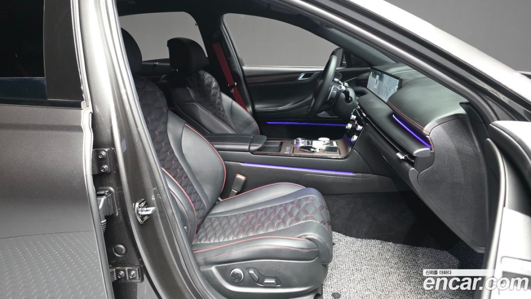 Genesis G80 Gasoline 2.5 Turbo AWD, 2026